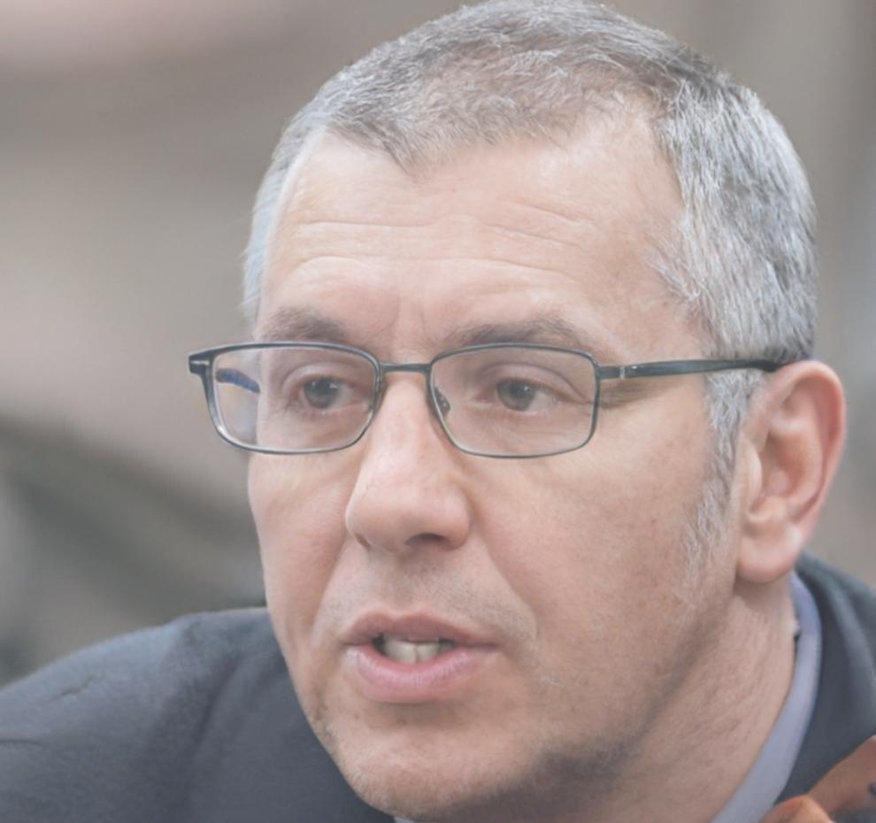 Ritratto del Dr. Luca Bernardini, docente di neuropsicologia clinica